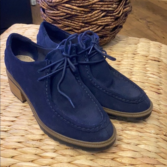 clarks blue suede shoes